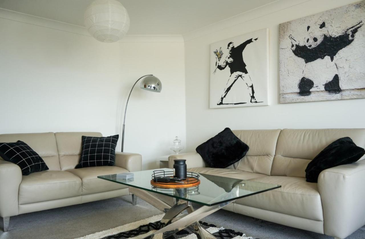 פרסטוויק Modern Apartment Ayr Town Centre מראה חיצוני תמונה