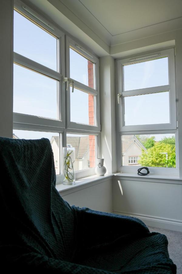 פרסטוויק Modern Apartment Ayr Town Centre מראה חיצוני תמונה